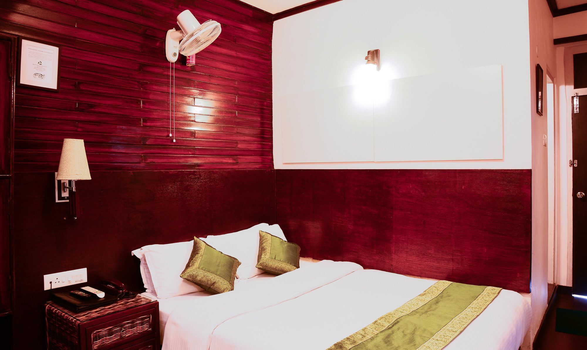Hotel The Nettle And Fern 3*